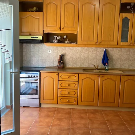 Apartamento 4 *